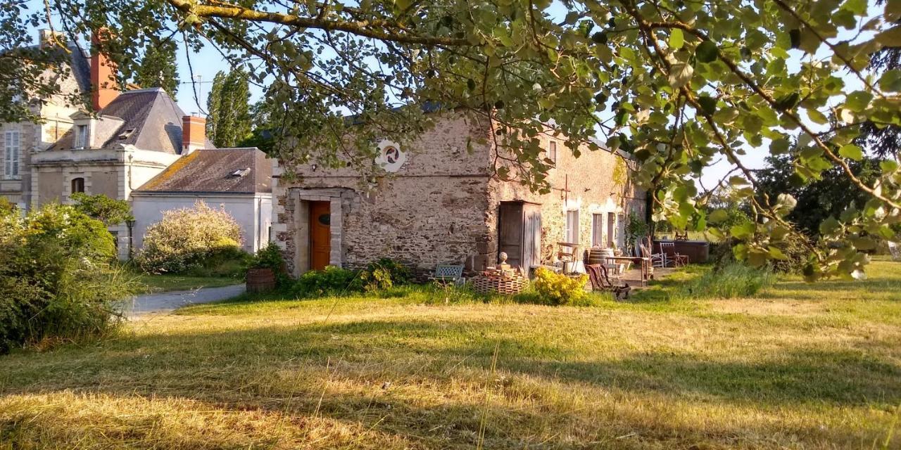 La Possonnière Loge & Broc B&B 외부 사진
